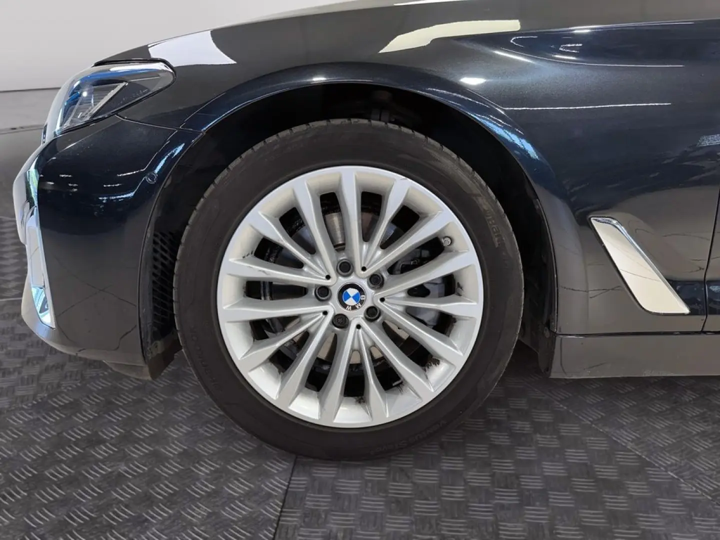 BMW 520d Luxury Line • LED • Interior piele