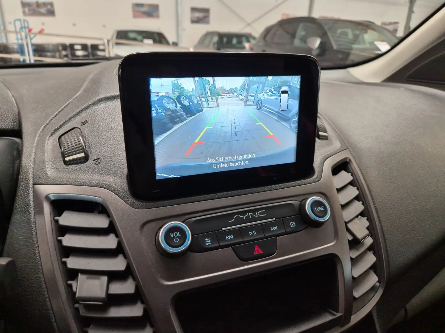 Transit Connect Automatic Navi Kamera Sitzheiz.
