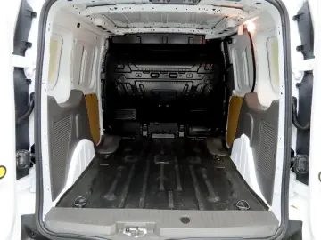 Transit Connect 1.5 Aut. 200 L1 Trend AHK+Kamera