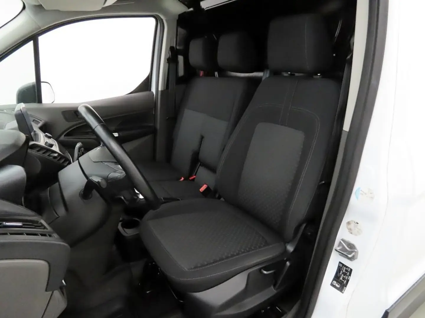 Transit Connect 1.5 Aut. 200 L1 Trend AHK+Kamera
