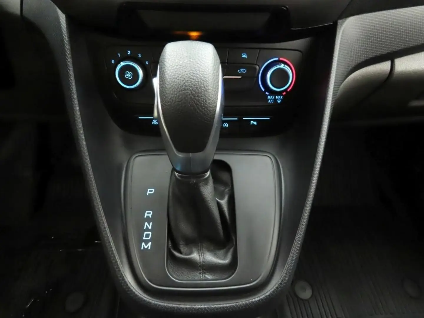 Transit Connect 1.5 Aut. 200 L1 Trend AHK+Kamera