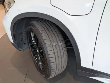 X1 xDrive25e Sport Line Steptronic Aut. Head-Up