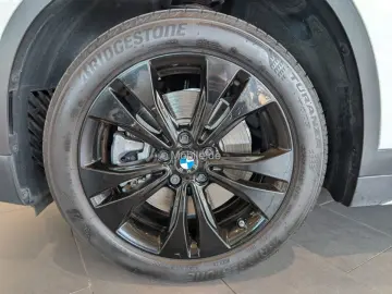 X1 xDrive25e Sport Line Steptronic Aut. Head-Up