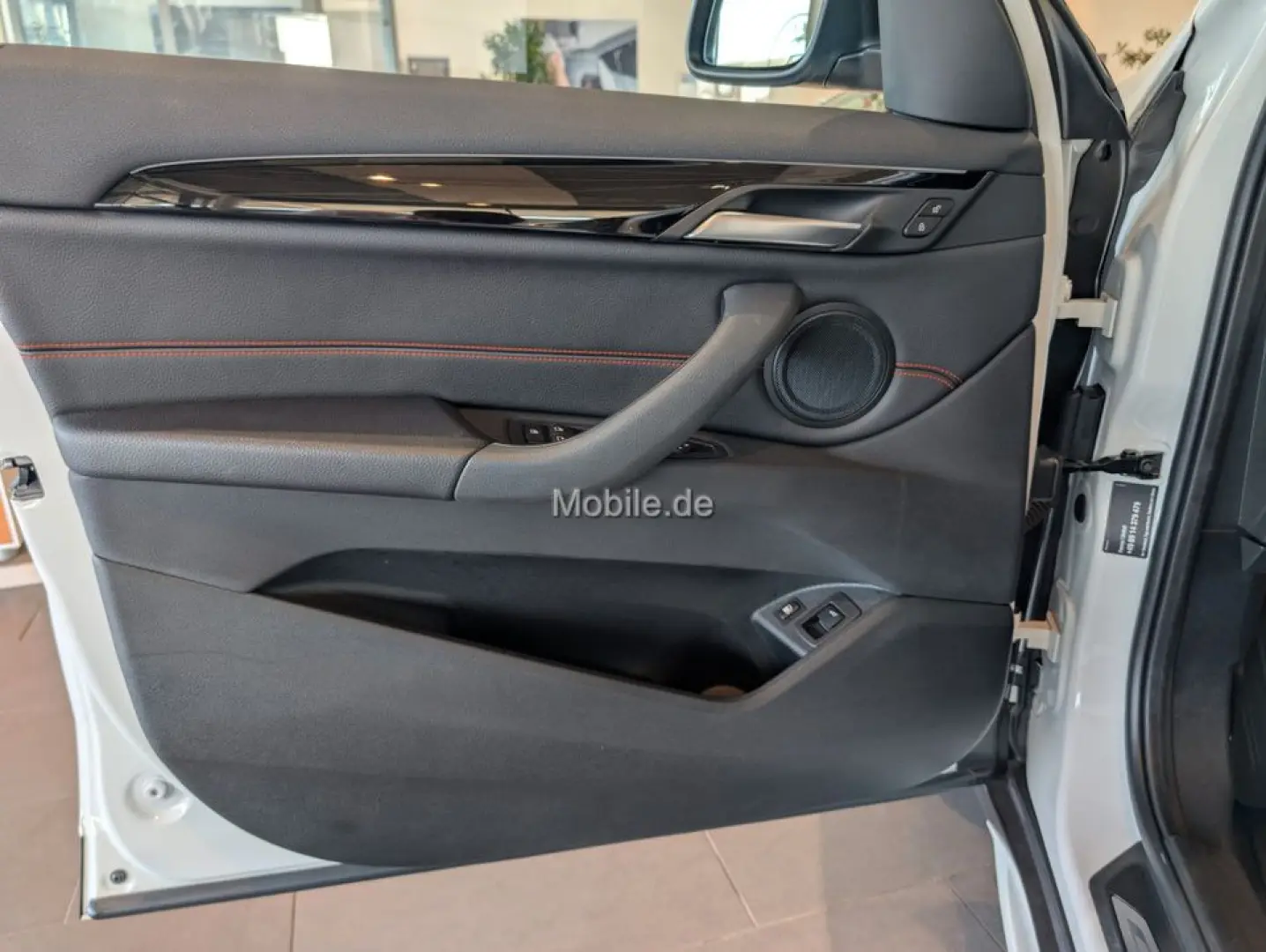 X1 xDrive25e Sport Line Steptronic Aut. Head-Up