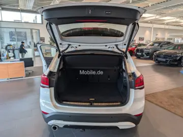 X1 xDrive25e Sport Line Steptronic Aut. Head-Up