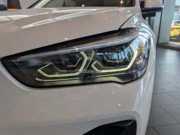 X1 xDrive25e Sport Line Steptronic Aut. Head-Up