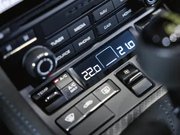 718 Cayman GT4 RS Weissach-Paket Liftsystem