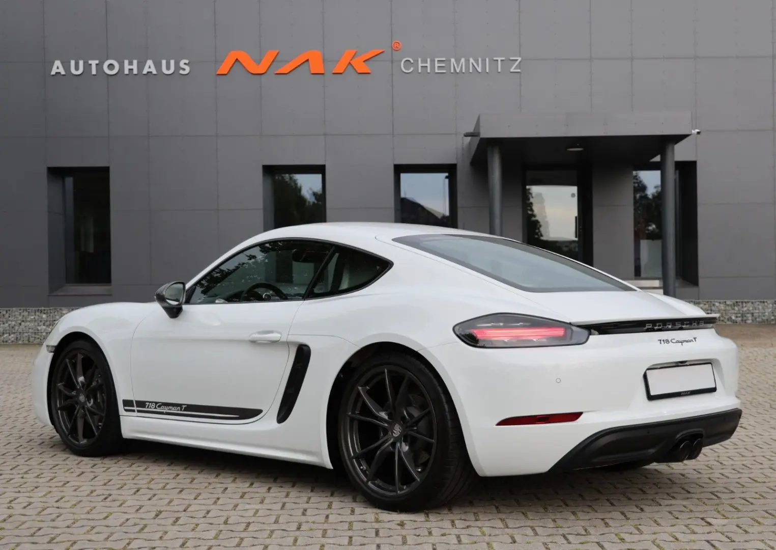 718 Cayman T Chrono CarPlay LED