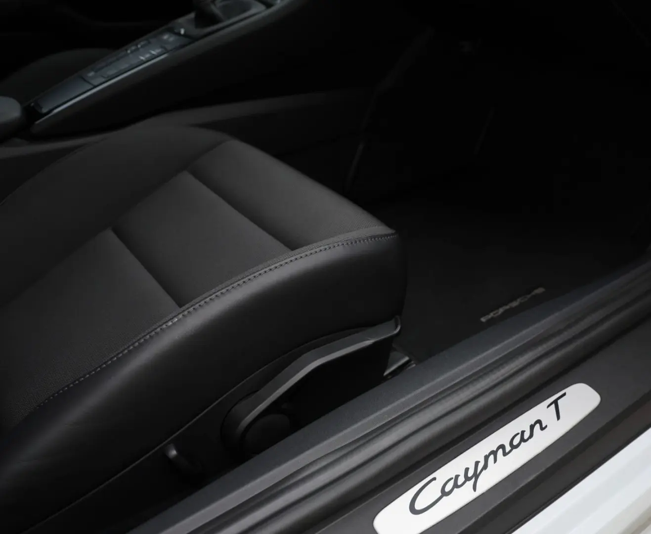 718 Cayman T Chrono CarPlay LED