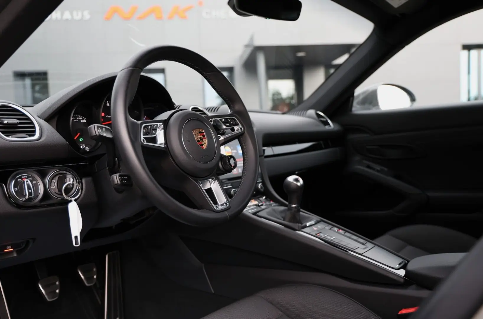 718 Cayman T Chrono CarPlay LED