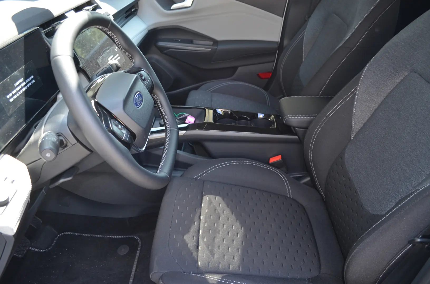 Ford Puma Gen-E 5 uși Select motor electric 168 CP AT