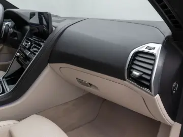 M850i xD Coupé Laser 360°HUD DAB B&W SoftCl 20