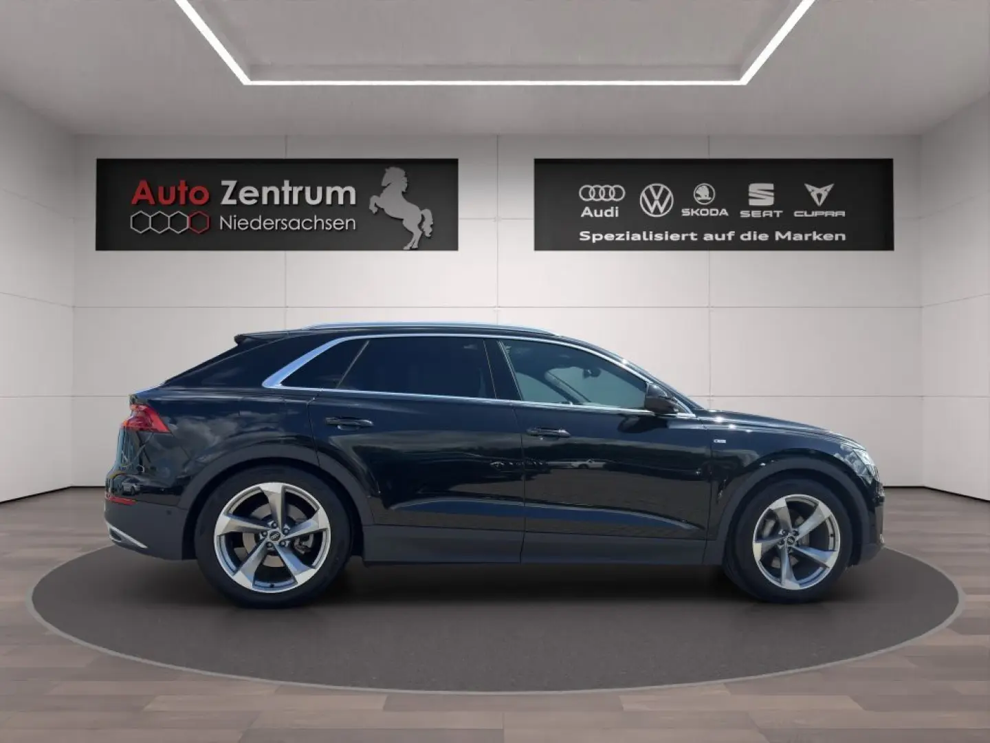 Q8 55 TFSI S-line Bang+OL CarPlay AHK*PANO*Stand