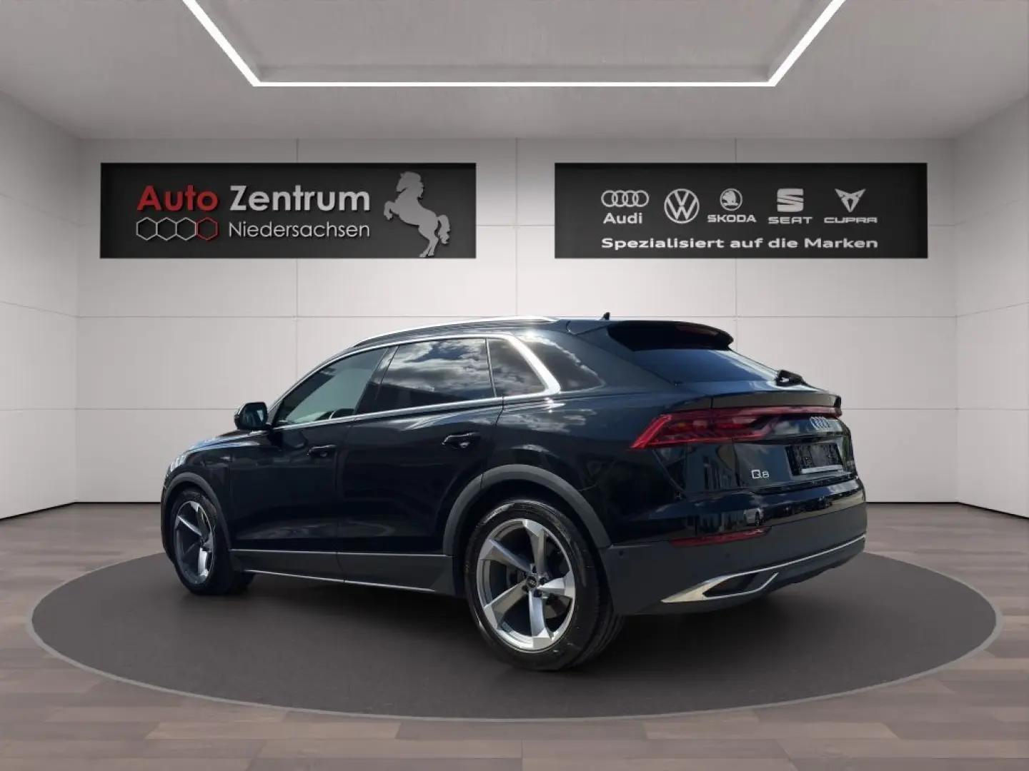 Q8 55 TFSI S-line Bang+OL CarPlay AHK*PANO*Stand