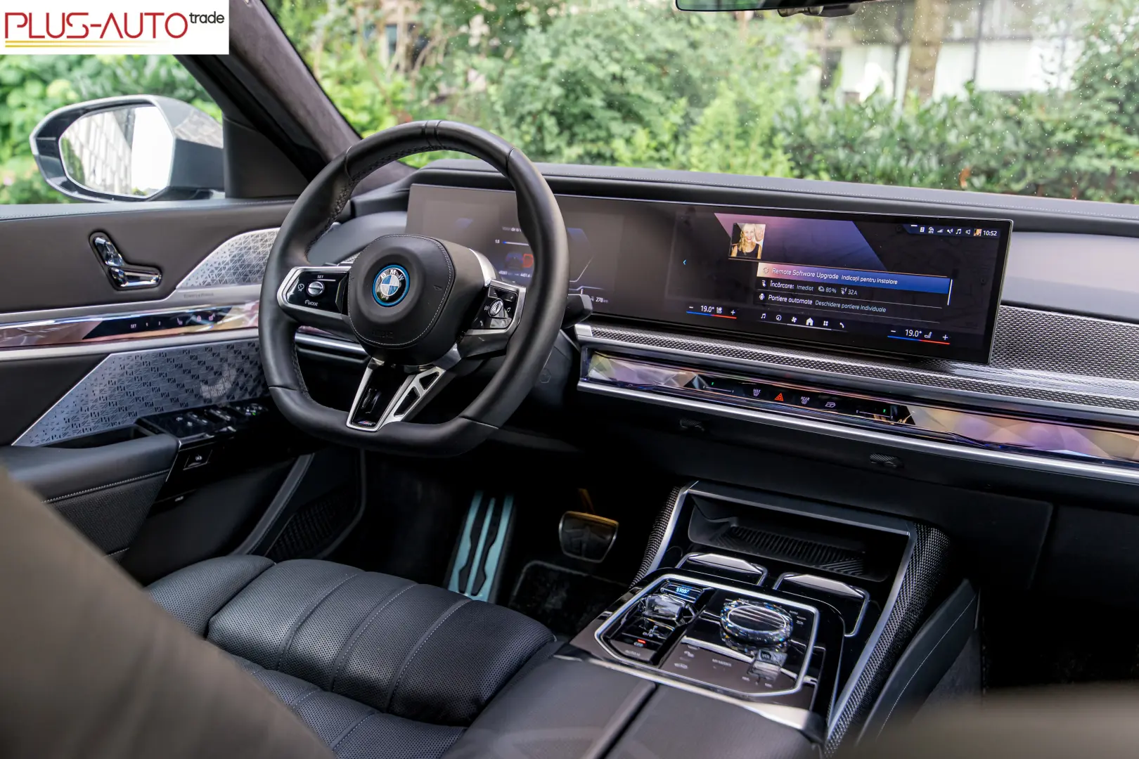 BMW i7