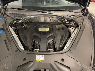 Panamera 4 E-Hybrid