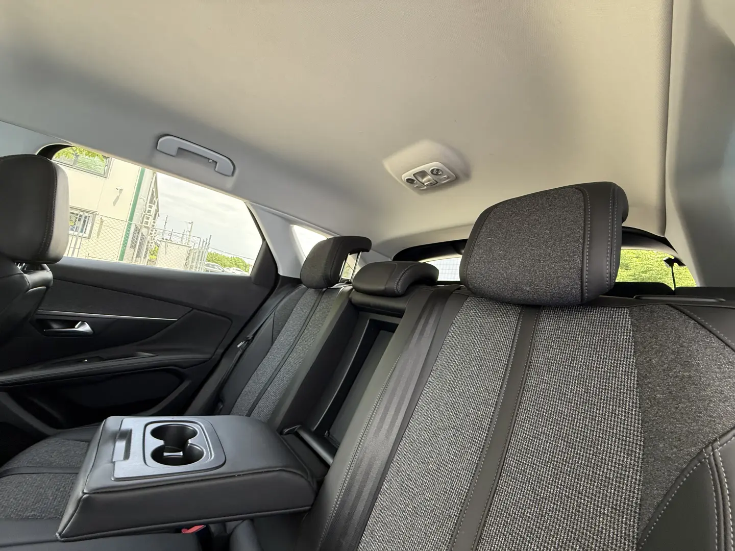 Peugeot 3008 1.5 BlueHDI S&S EAT8 Allure