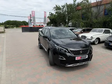Peugeot 3008 1.5 BlueHDI S&S EAT8 Allure
