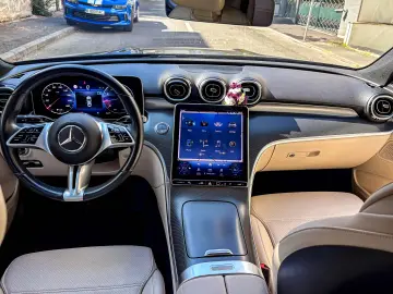 Mercedes-Benz C180
