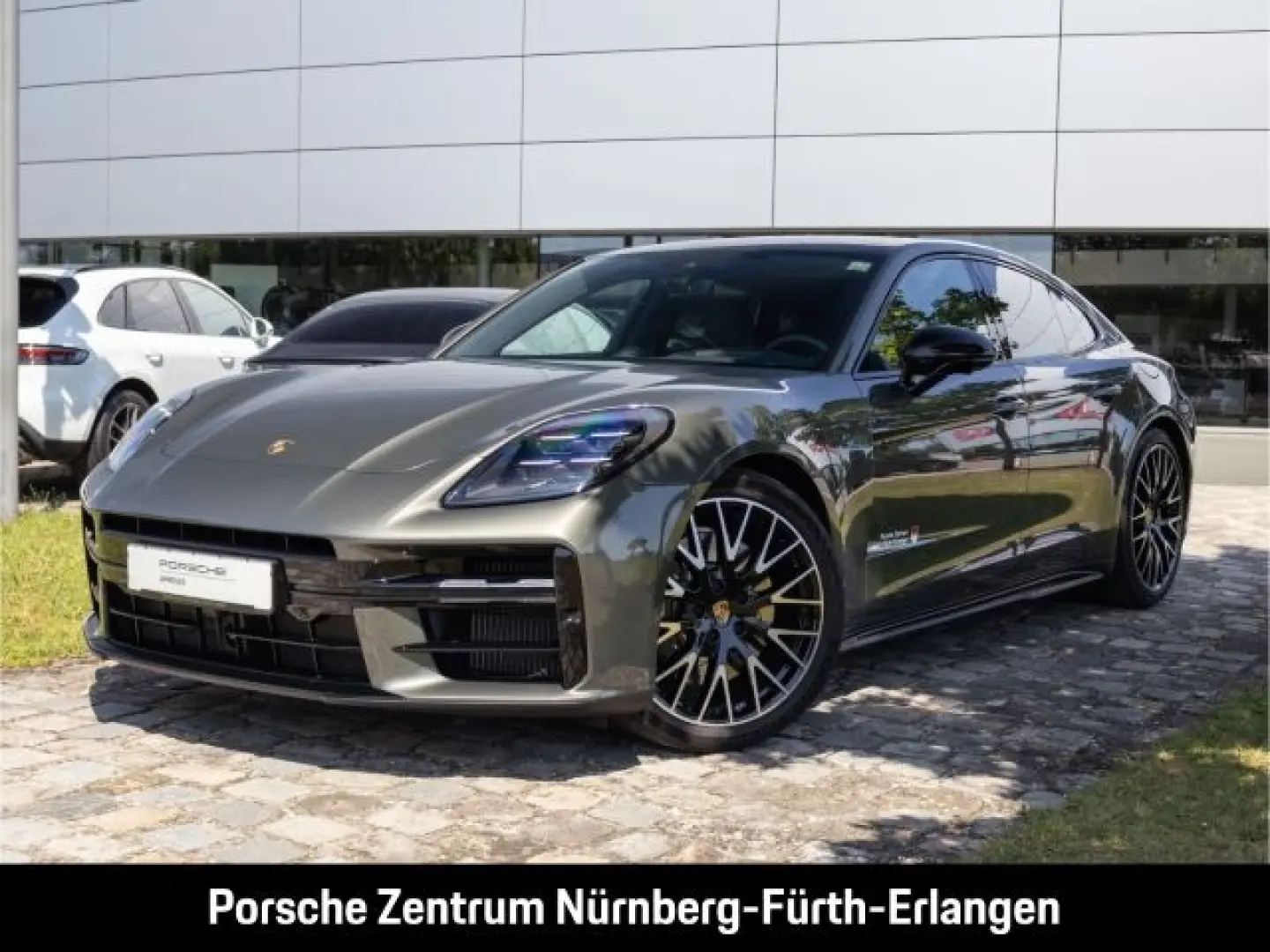 Panamera 4 E-Hybrid ActiveRide Massage HD-Matrix