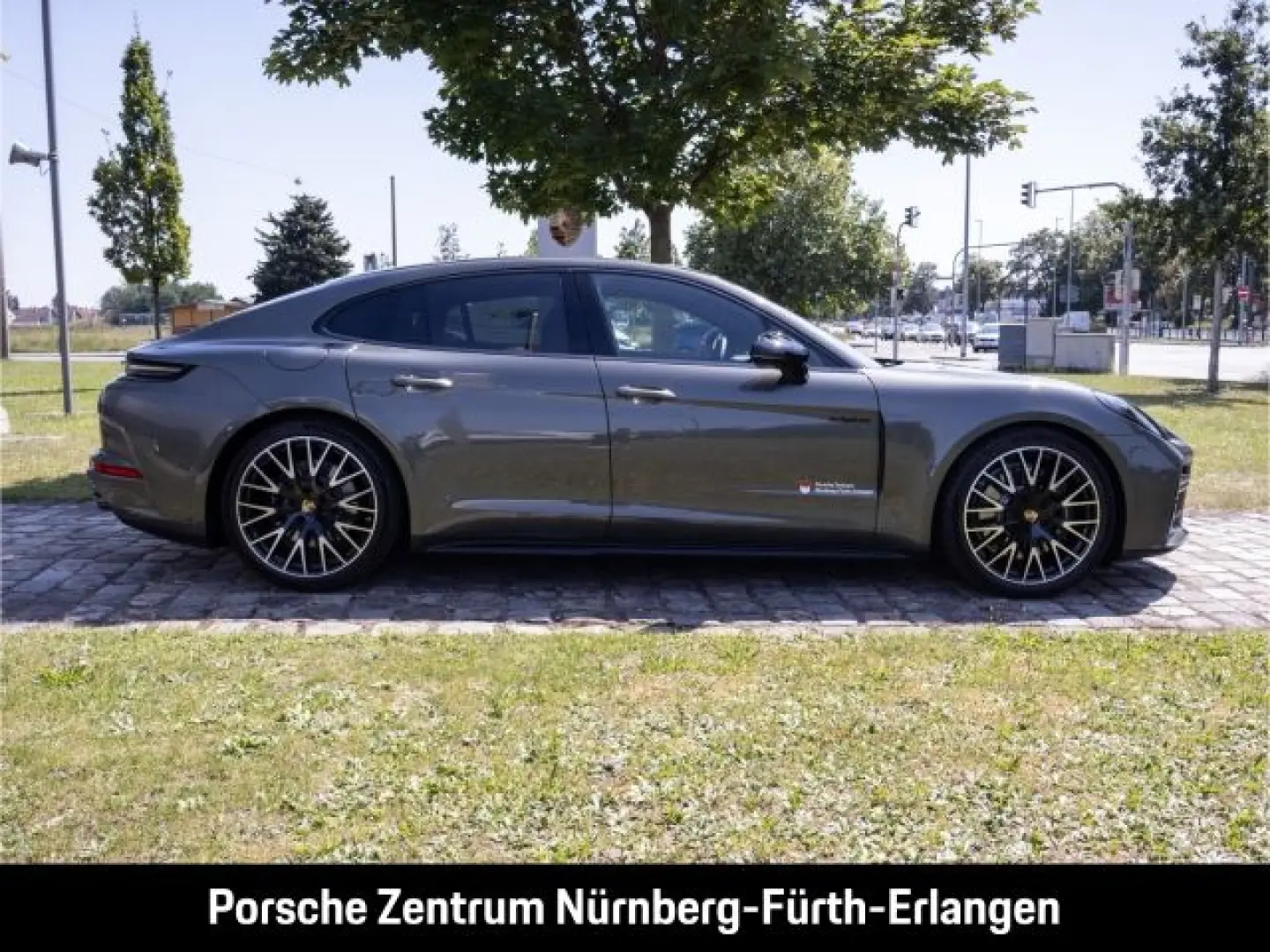 Panamera 4 E-Hybrid ActiveRide Massage HD-Matrix