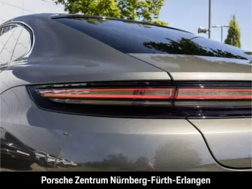 Panamera 4 E-Hybrid ActiveRide Massage HD-Matrix