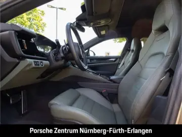 Panamera 4 E-Hybrid ActiveRide Massage HD-Matrix