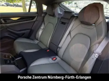 Panamera 4 E-Hybrid ActiveRide Massage HD-Matrix