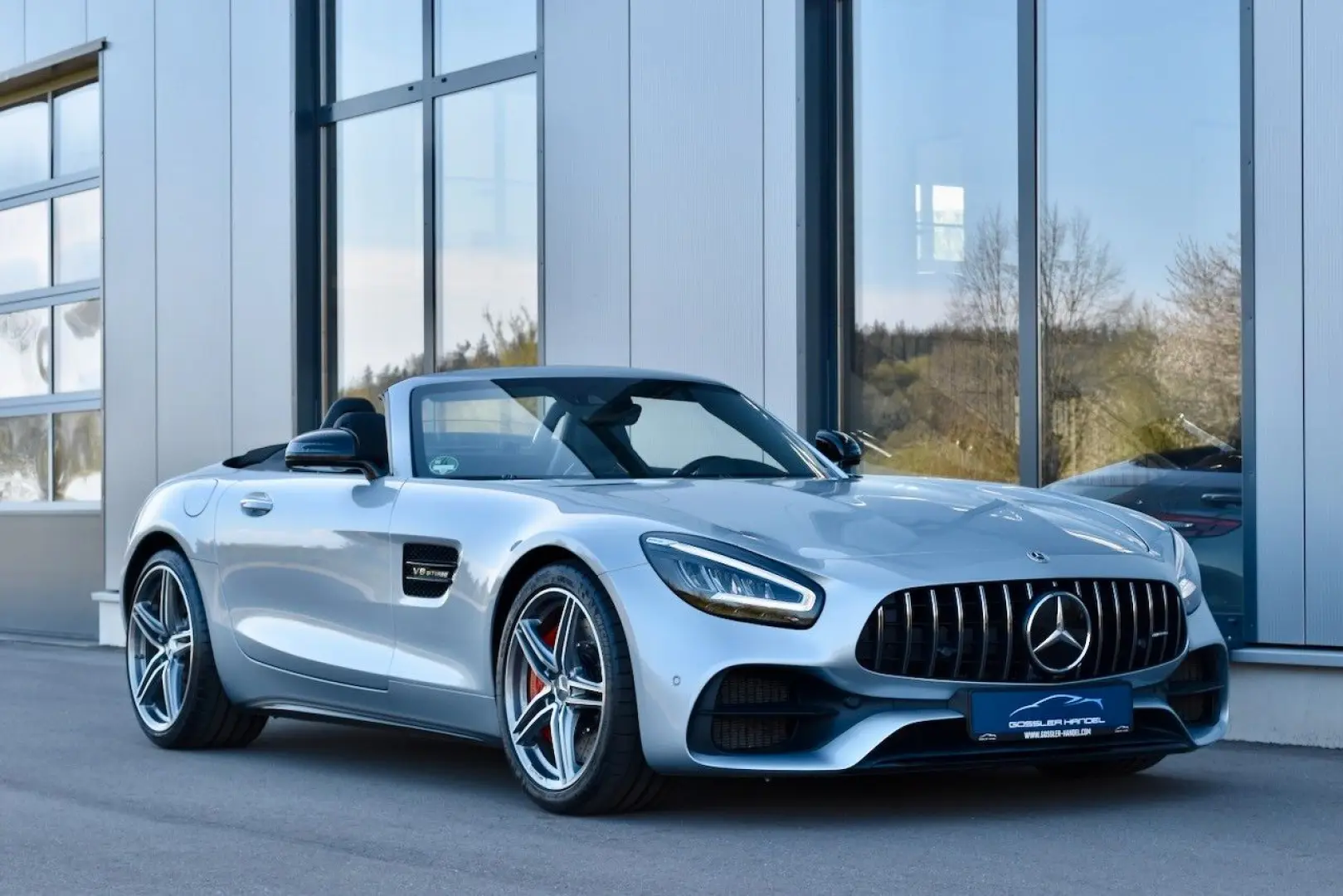 AMG GT ROADSTER BURMESTER AIRSCARF