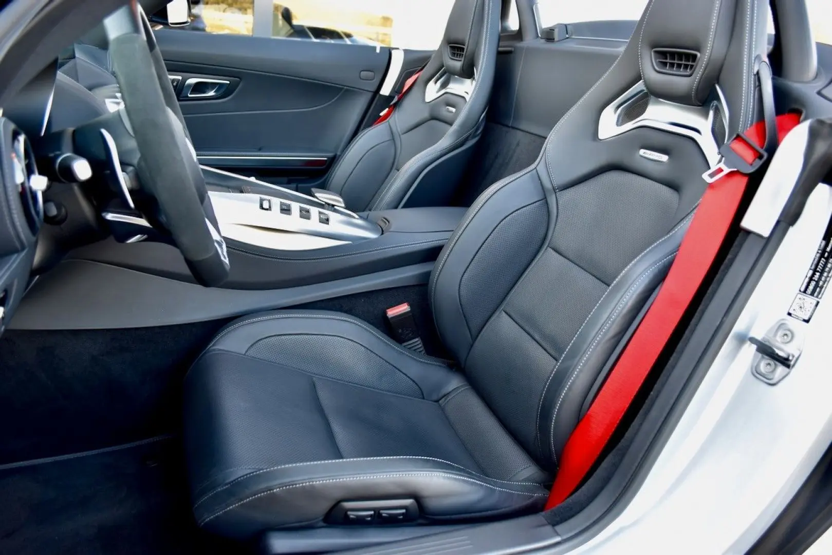 AMG GT ROADSTER BURMESTER AIRSCARF