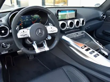 AMG GT ROADSTER BURMESTER AIRSCARF