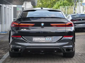X6 xDrive30d M SPORT PRO-LUFTF.-PANO-CARBON-22M