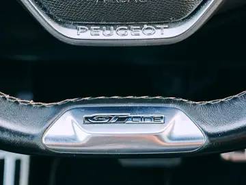 Peugeot 3008 1.2 PureTech Turbo S&S EAT6 GT-Line