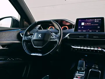 Peugeot 3008 1.2 PureTech Turbo S&S EAT6 GT-Line