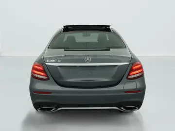 Mercedes Benz E300de AMG Line
