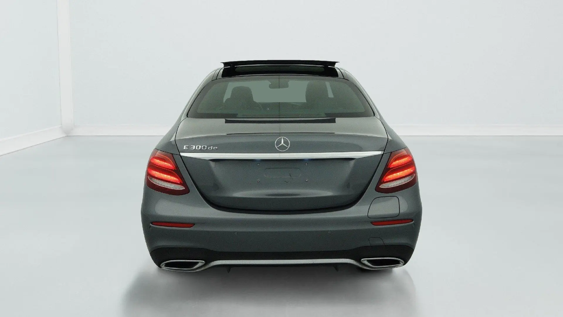 Mercedes Benz E300de AMG Line