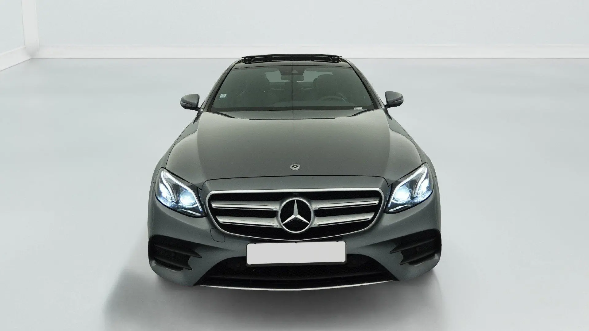 Mercedes Benz E300de AMG Line