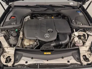 Mercedes Benz E300de AMG Line