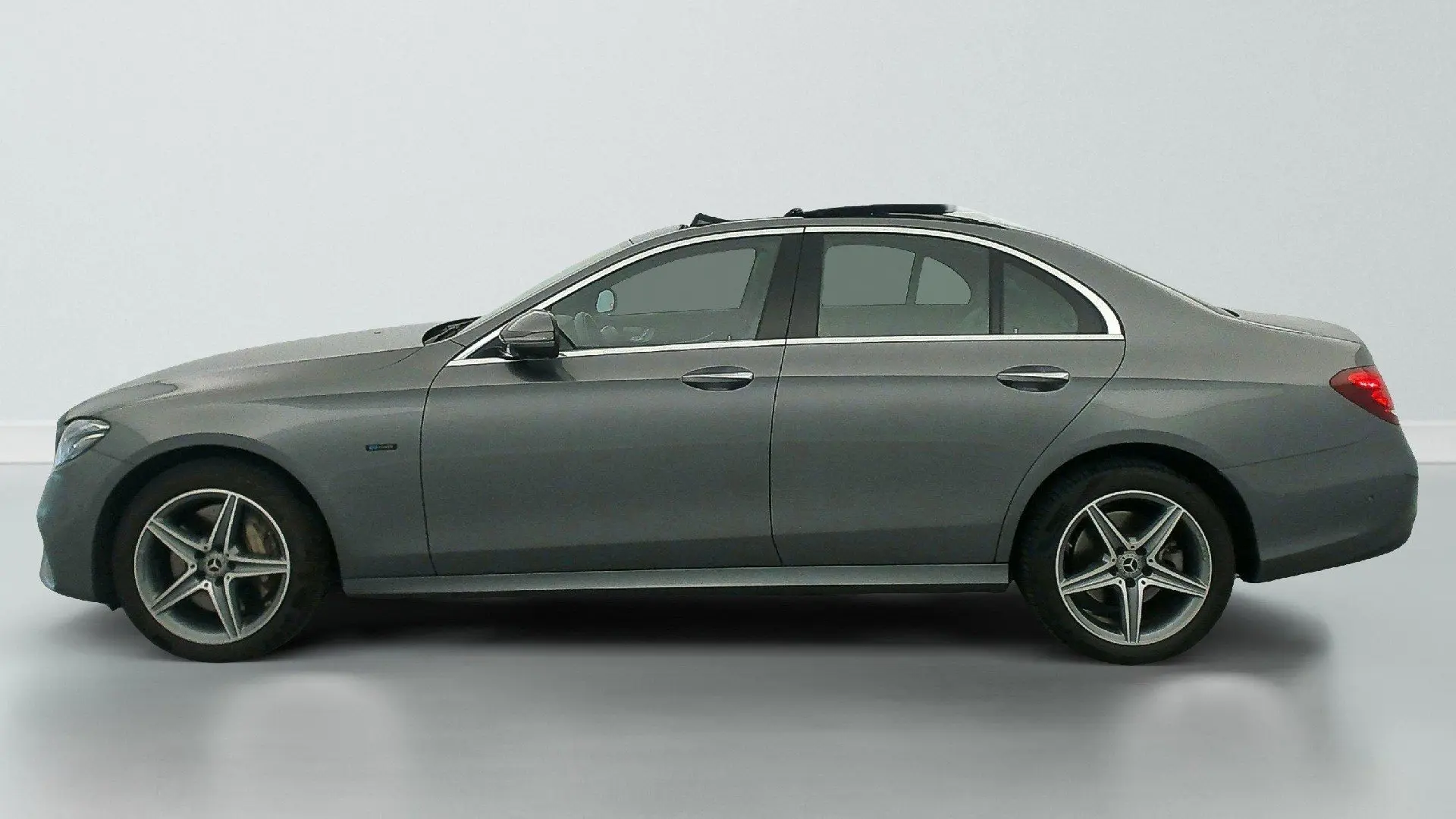 Mercedes Benz E300de AMG Line