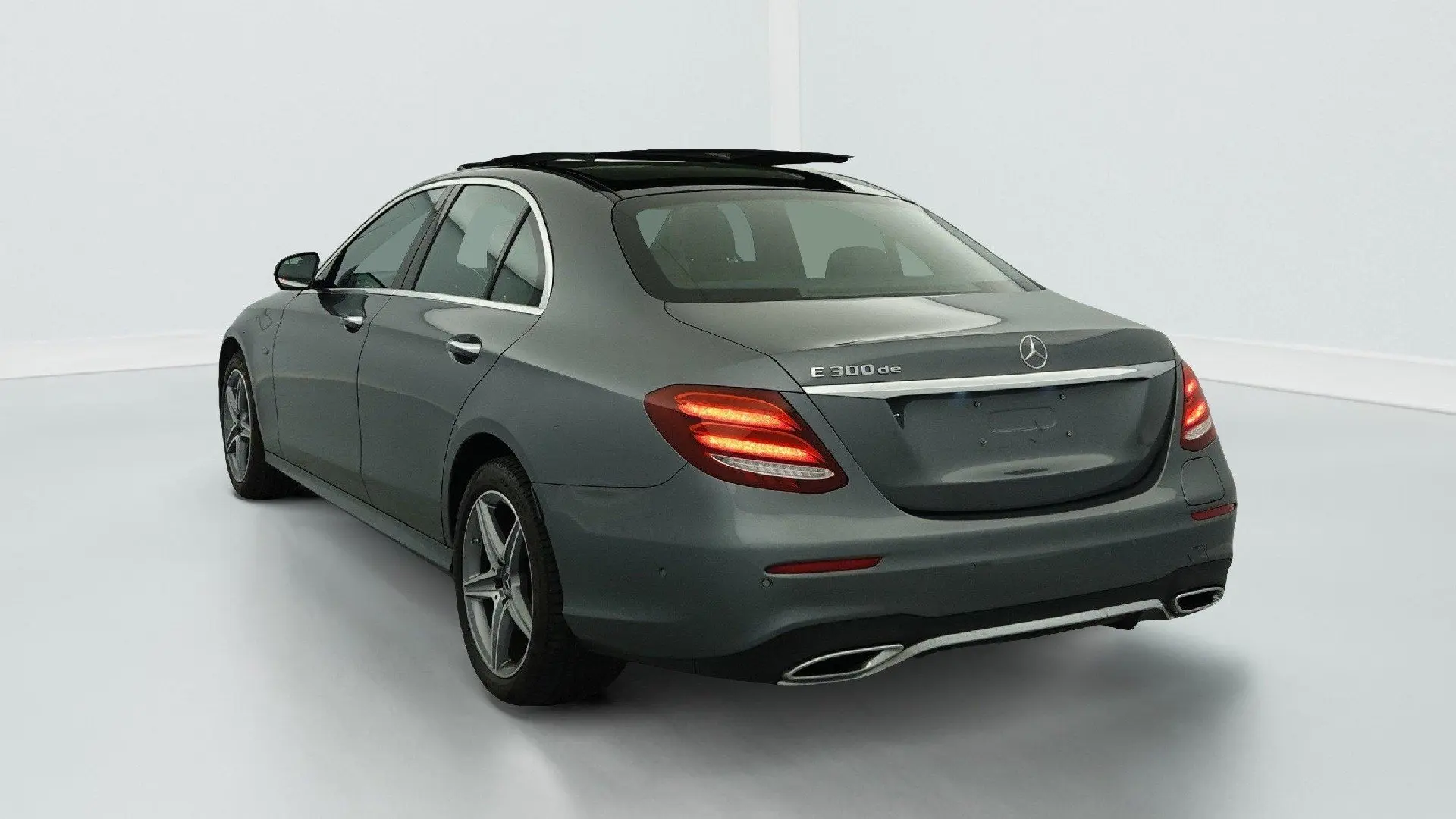 Mercedes Benz E300de AMG Line
