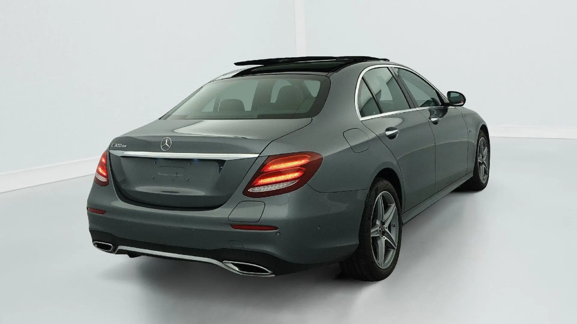 Mercedes Benz E300de AMG Line