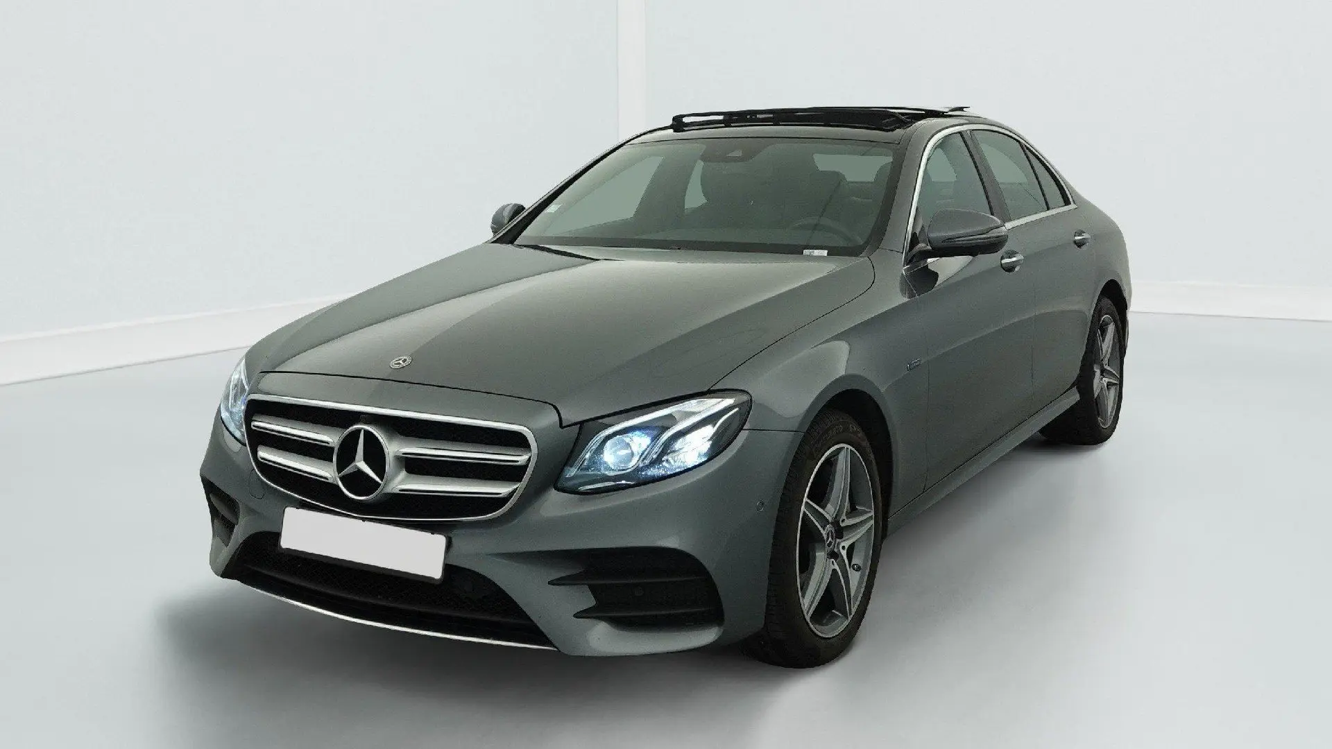 Mercedes Benz E300de AMG Line