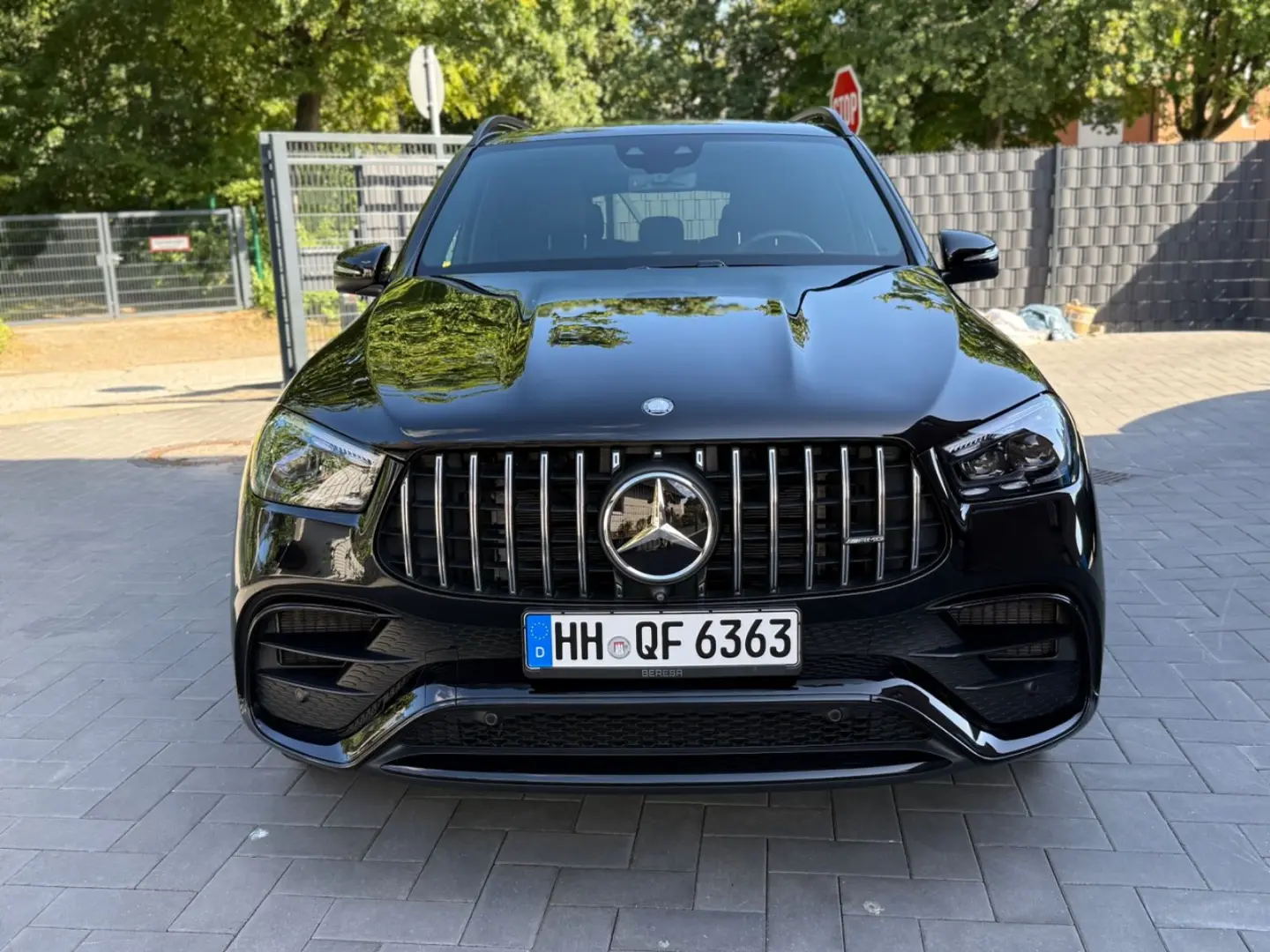 GLE 63 AMG Black Red Seats Carbon