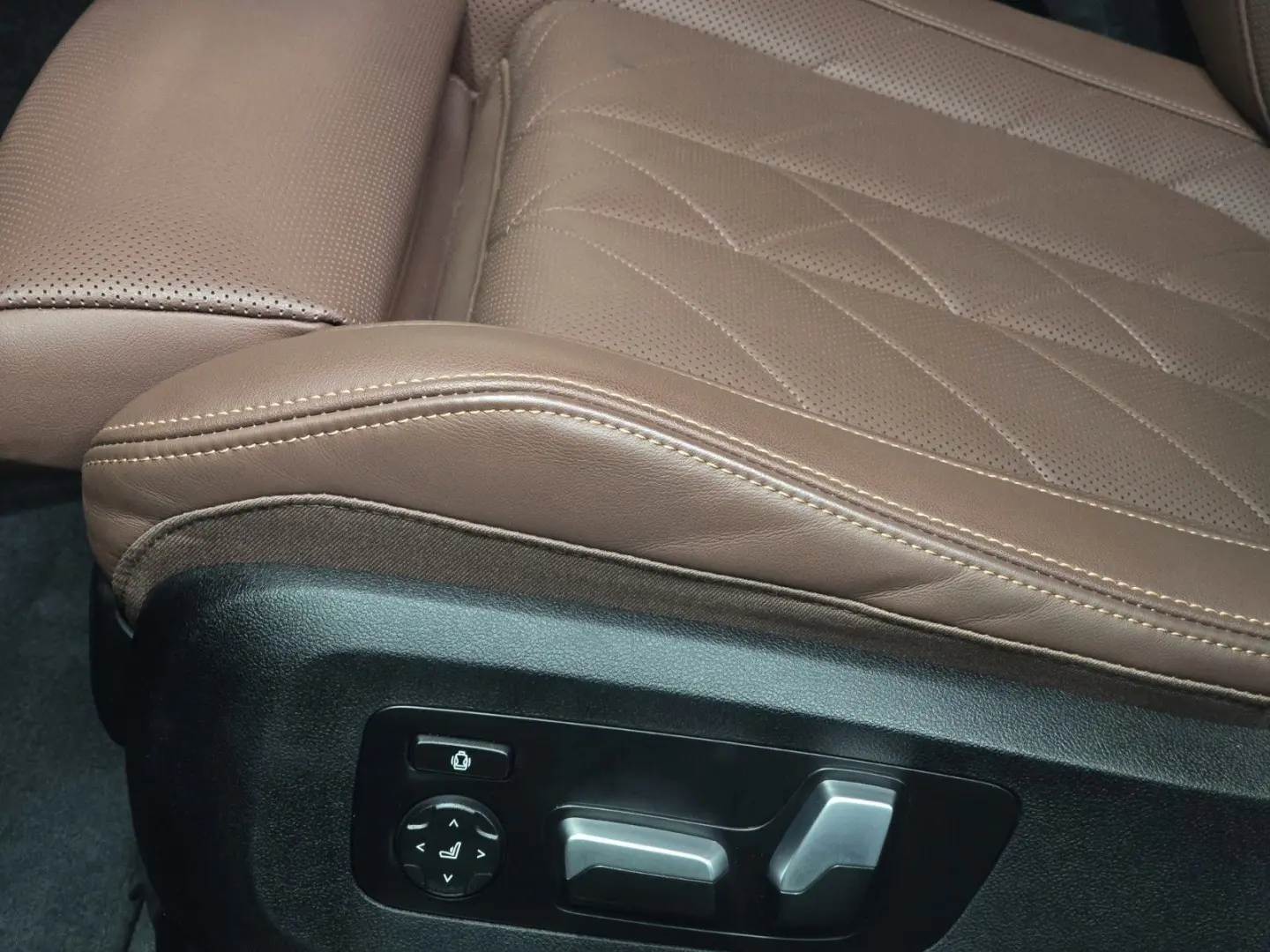 X5 30d M Sport Pro *21 Zoll*Iconic*360*4xSH*AHK*