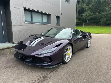 F8 Spider Viola HongKong   Voll