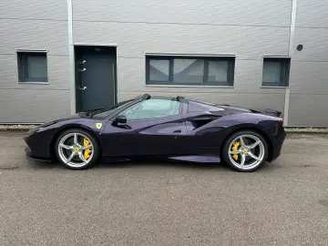 F8 Spider Viola HongKong / Voll