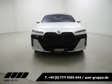 740d xDrive Limousine M-Sport UPE €163870