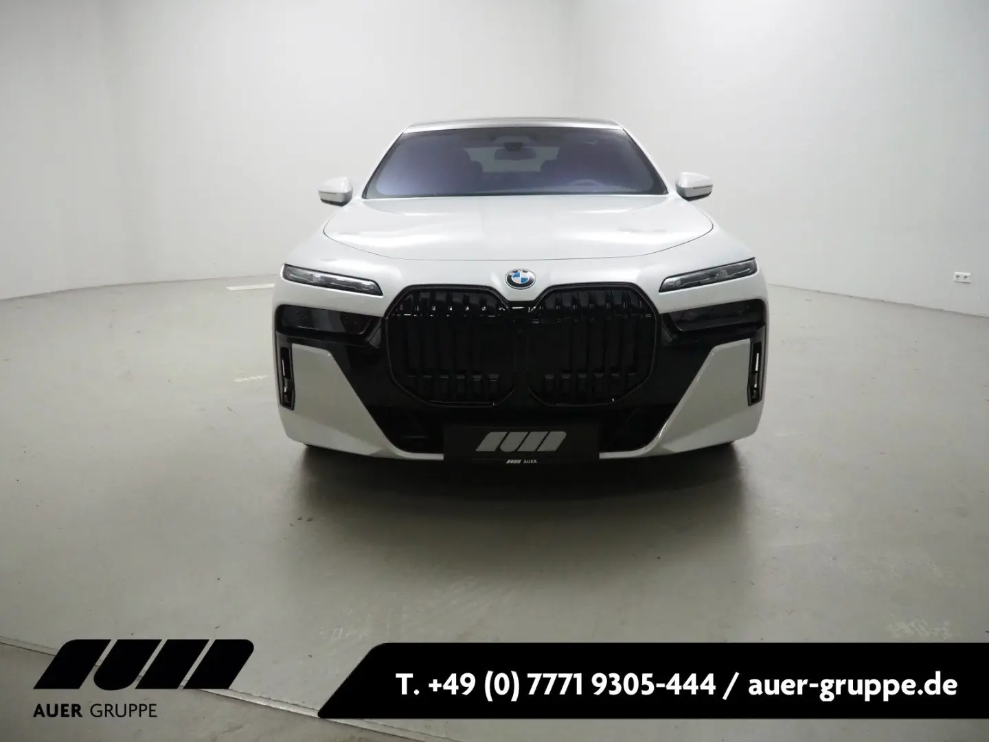 740d xDrive Limousine M-Sport UPE €163870