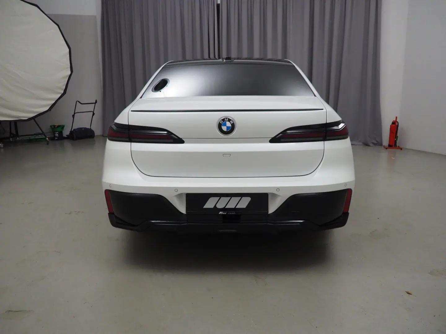740d xDrive Limousine M-Sport UPE €163870