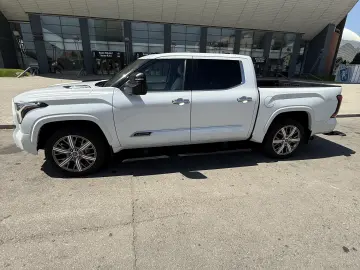 Toyota Tundra